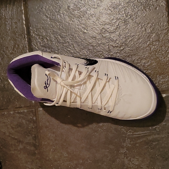 Sneaker - Picture 4 of 4